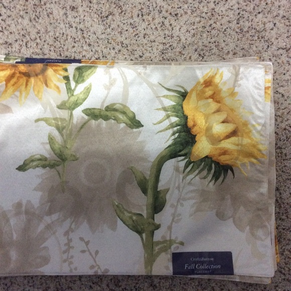 Sunflower Placemats - Picture 1 of 2